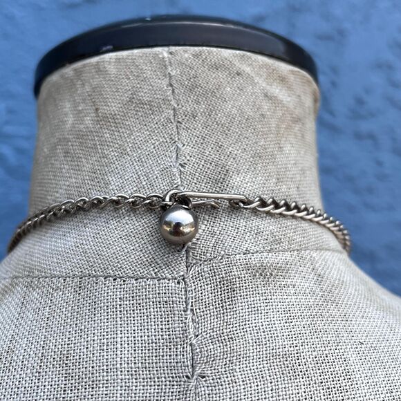 90s Floral Necklace Yellow Daisy Mod Jewelry - Picture 8 of 8